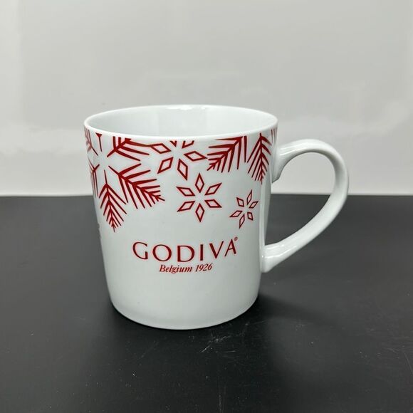 Godiva Christmas coffee mug - Picture 1 of 2